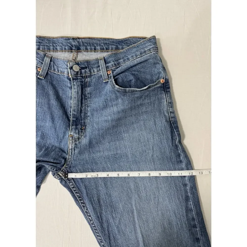 Levi’s 559 Jeans Men’s 33x34 Blue Relaxed Straight Fit Medium Wash Cowboy
